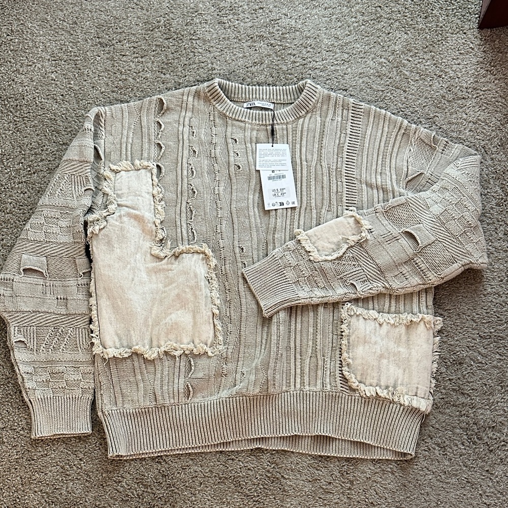 Zara Men's Textured Beige Crewneck Sweater